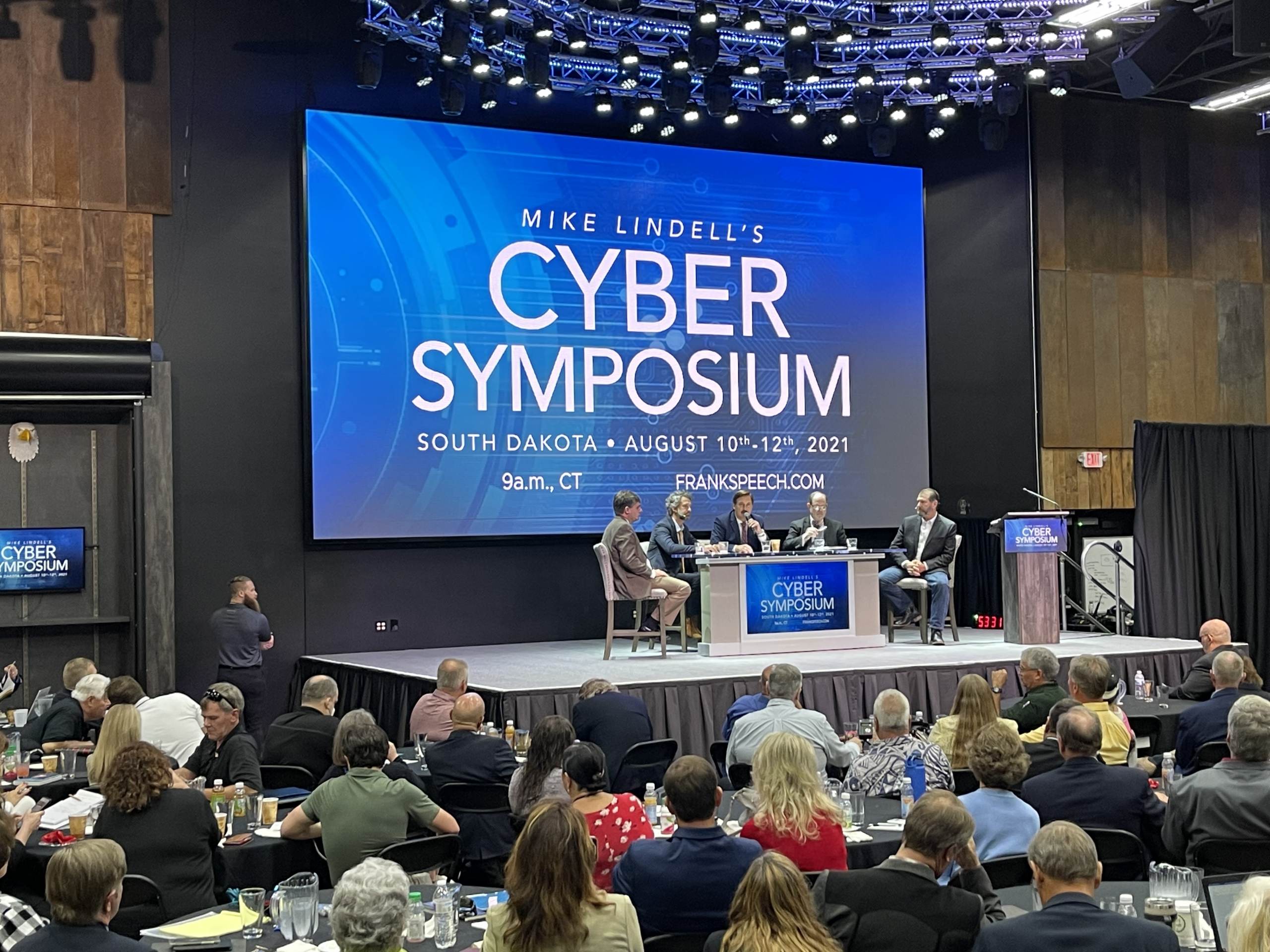 CYBER SYMPOSIUM Experts Break Off To Scrutinize Data Attendees