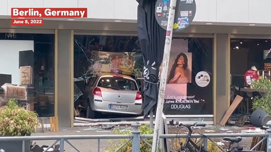 One Dead, 30 Injured After Fatal Car Crash That Runs Into Crowd In ...
