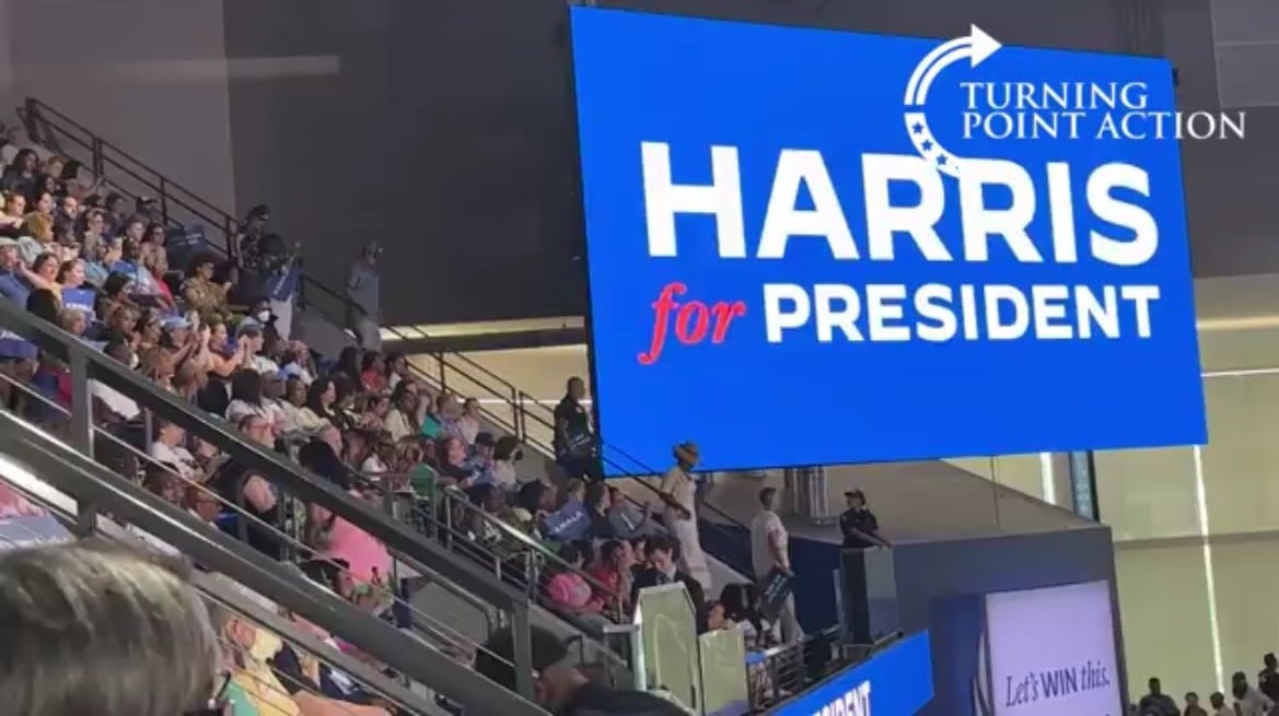 Kamala Harris Rapper Rally People Leave Kamala Harris' Atlanta Rally After She Starts Speaking ...