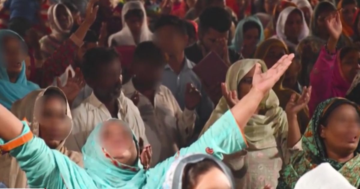 Amazing 'Jesus Revolution' Reported in Iran - Mosques Close as Muslims Turn to Christianity | The Gateway Pundit