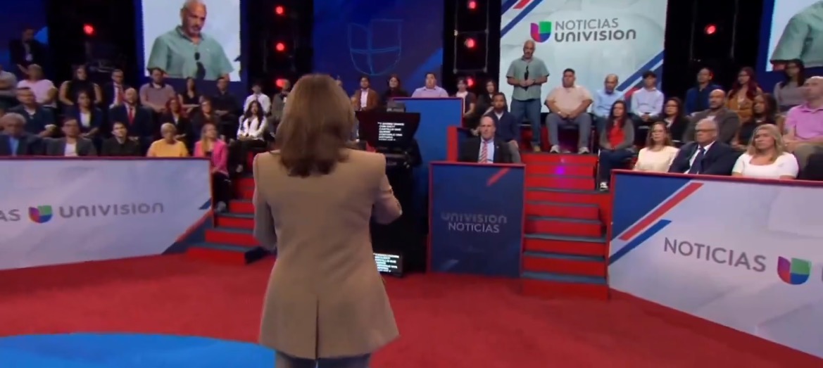 Watch Univision Panic When They Realize They Showed Kamala Harris's Teleprompter Live On Air During Town Hall (VIDEO) | The Gateway Pundit